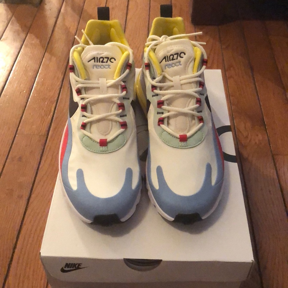 Nike Air Max 270 React
